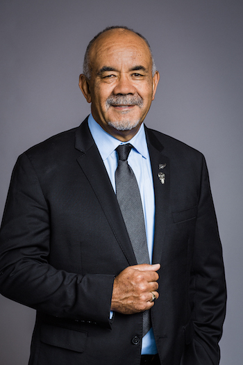 Hon-Te-Ururoa-Flavell