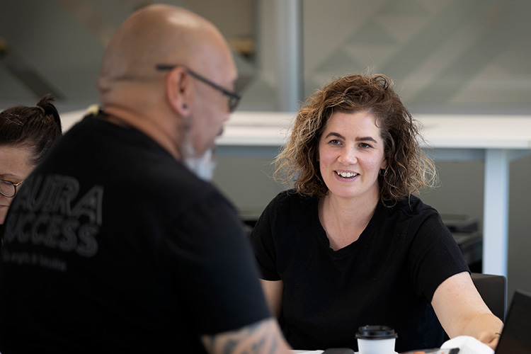 Ellen Hall - Tauira, Ngāmotu