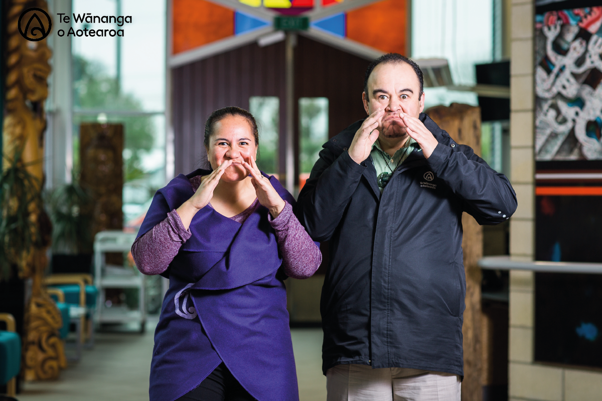 Paraone Glyone Mahuru Māori 