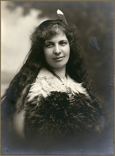 Mākereti Papakura, the first indigenous woman to study at Oxford,