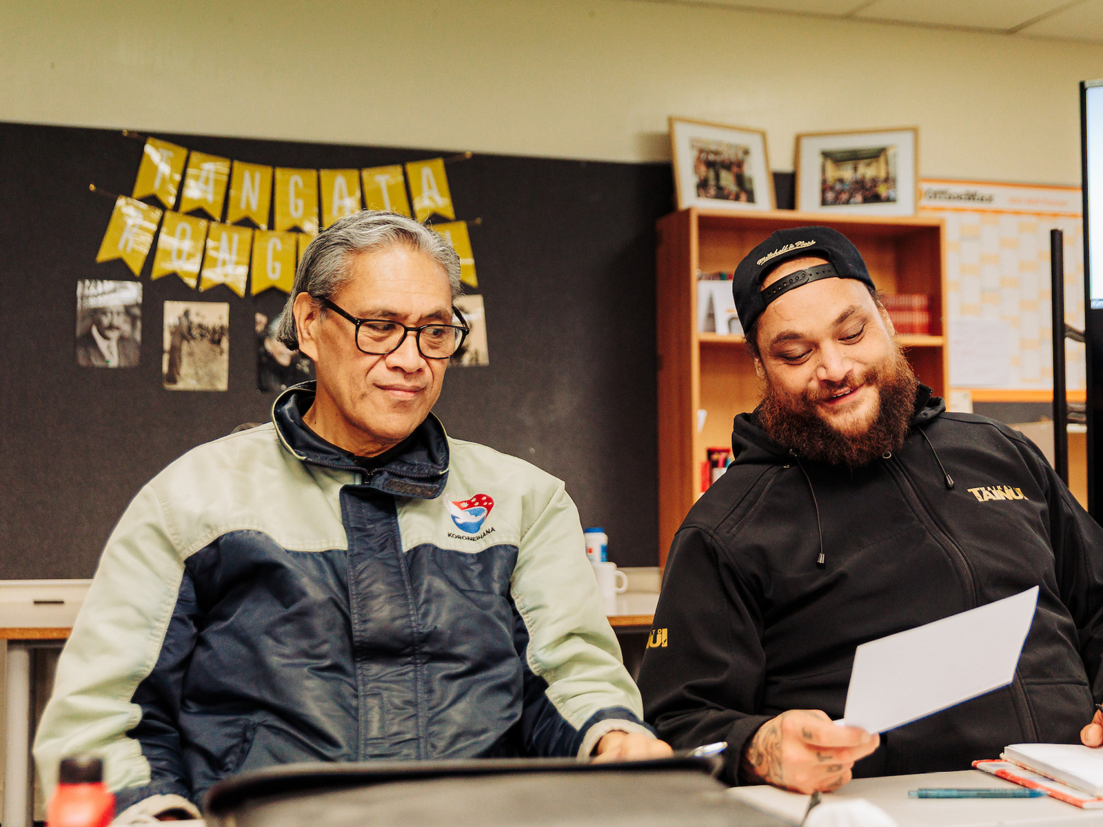 Te Wānanga o Aotearoa_Te Reo Māori_Te Putaketanga Level 4 noho_people