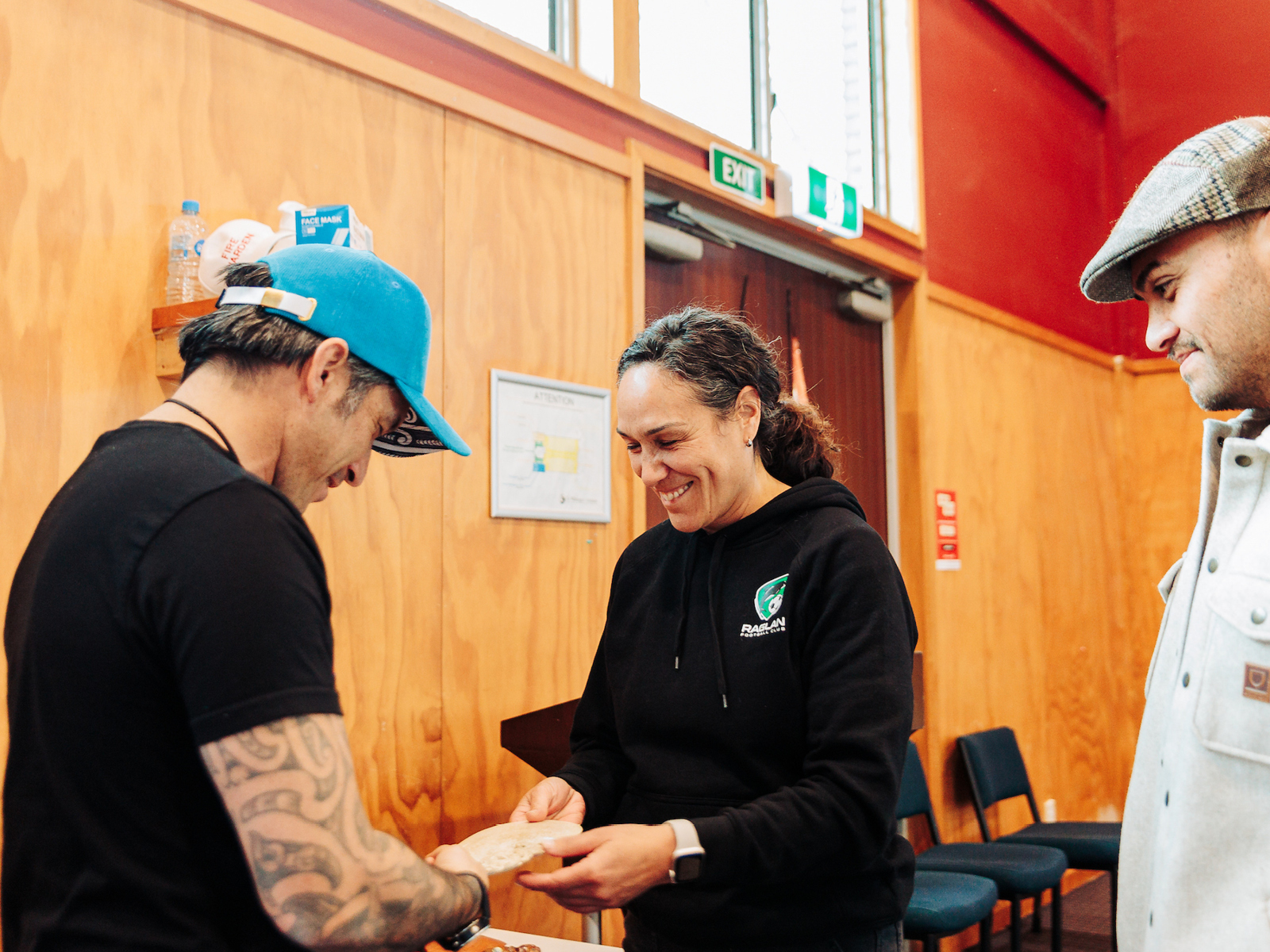 Te Wānanga o Aotearoa_Te Reo Māori_Te Ronakitanga Level 5 noho_people