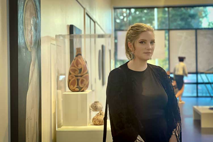 Jordyn Daniels (Ngāi Tahu): Graduate of Maunga Kura Toi Rauangi – Bachelor of Māori Art at Te Wānanga o Aotearoa 