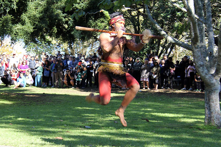 Mau Rākau kaiako: Tamahau Tangitu.