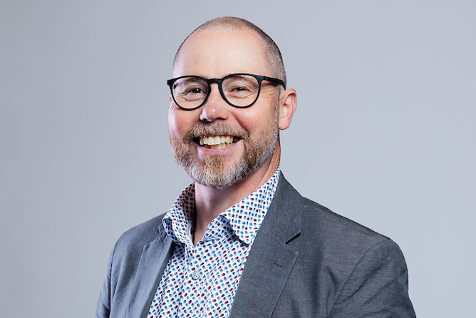 Peter Fletcher-Dobson, Pouwhakahaere Taupārongo